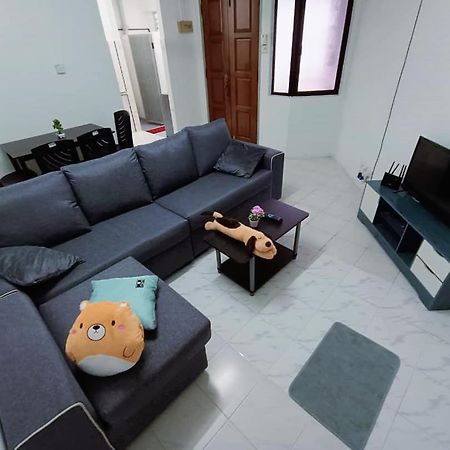 Jo-Rumah 3 Bedroom Apartment Jelutong Georgetown Penang Free Wifi المظهر الخارجي الصورة